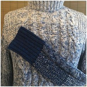 GAP Cable Turtleneck Sweater